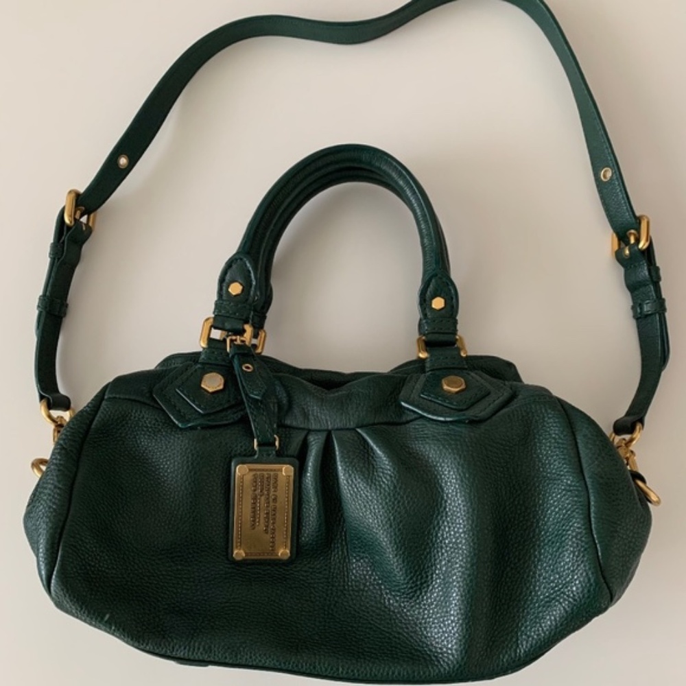 Marc Jacobs green leather purse